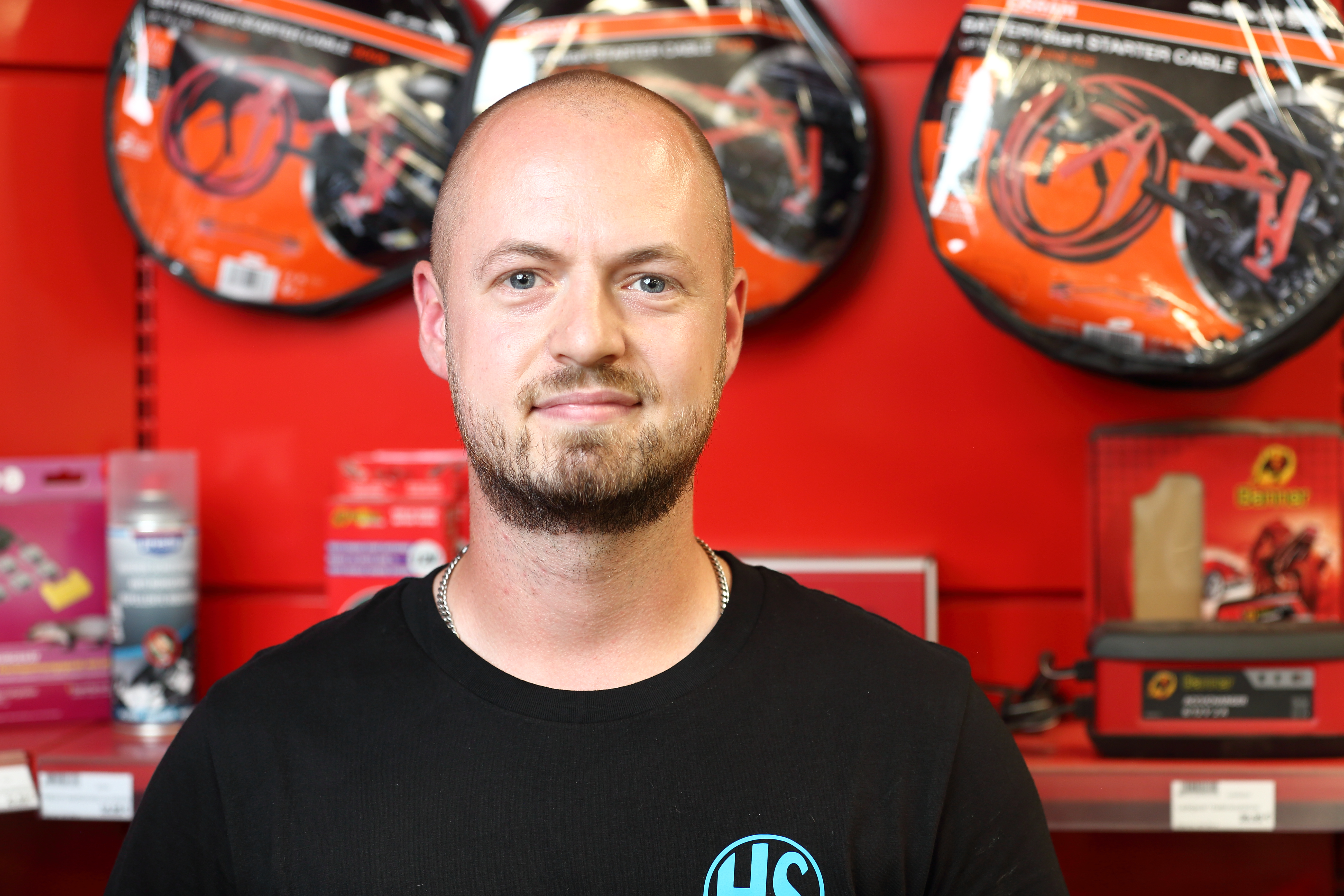 Bild von Christopher Henneberg, Logistik & Disposition